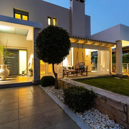 - Pool, Bbq, Playground & Close To Beach, By Thinkvilla Villa *