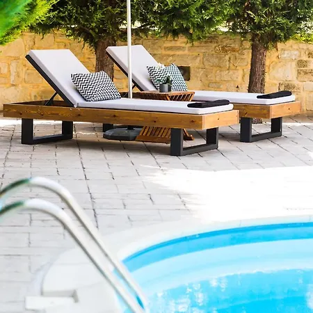 Villa - Pool, Bbq, Playground & Close To Beach, By Thinkvilla Pangalochori