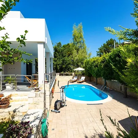 - Pool, Bbq, Playground & Close To Beach, By Thinkvilla Villa