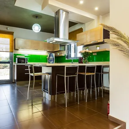 Villa - Pool, Bbq, Playground & Close To Beach, By Thinkvilla Pangalochori